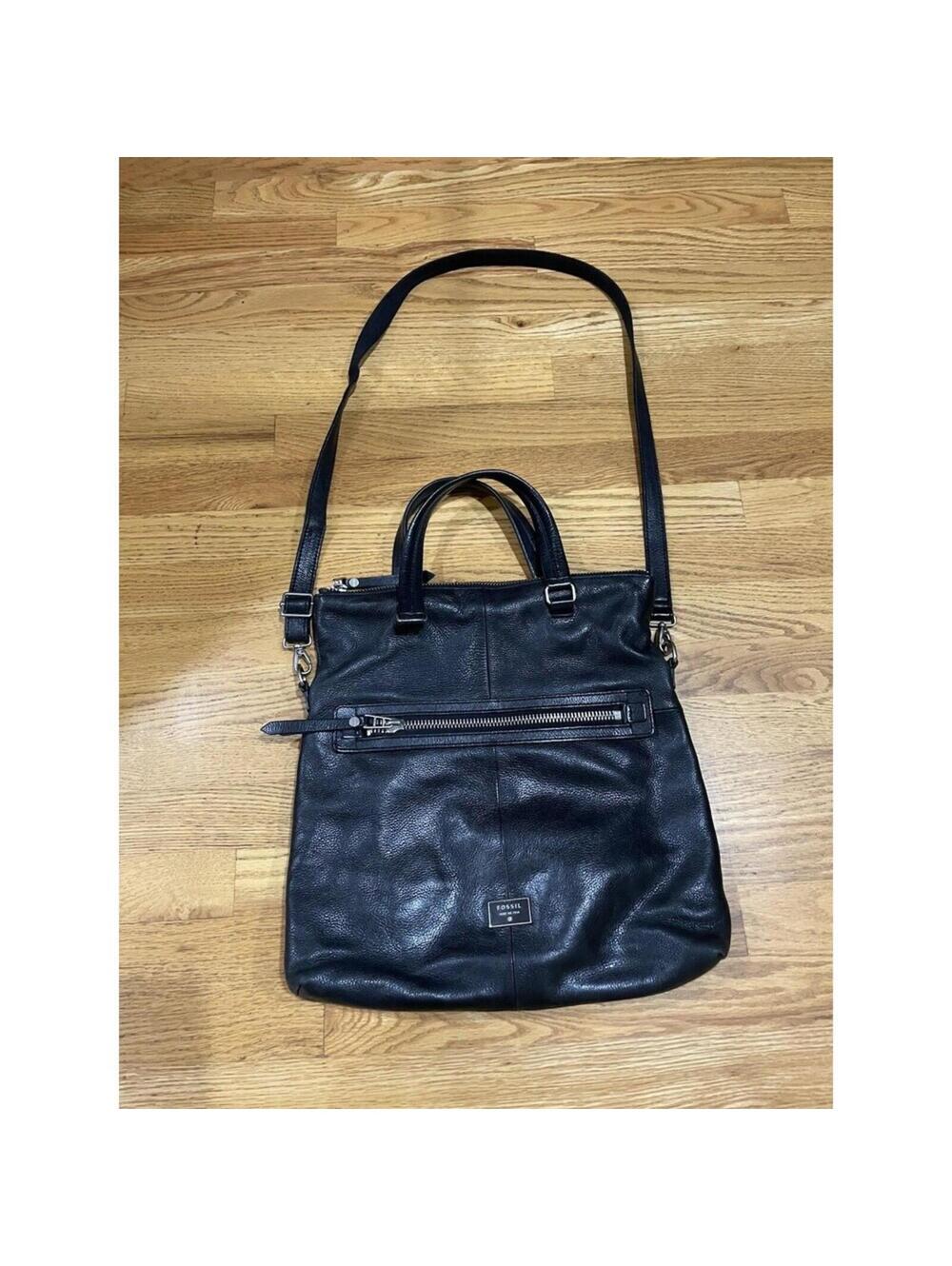 Fossil Black Leather purse / Crossbody/ Messenger / Large bag